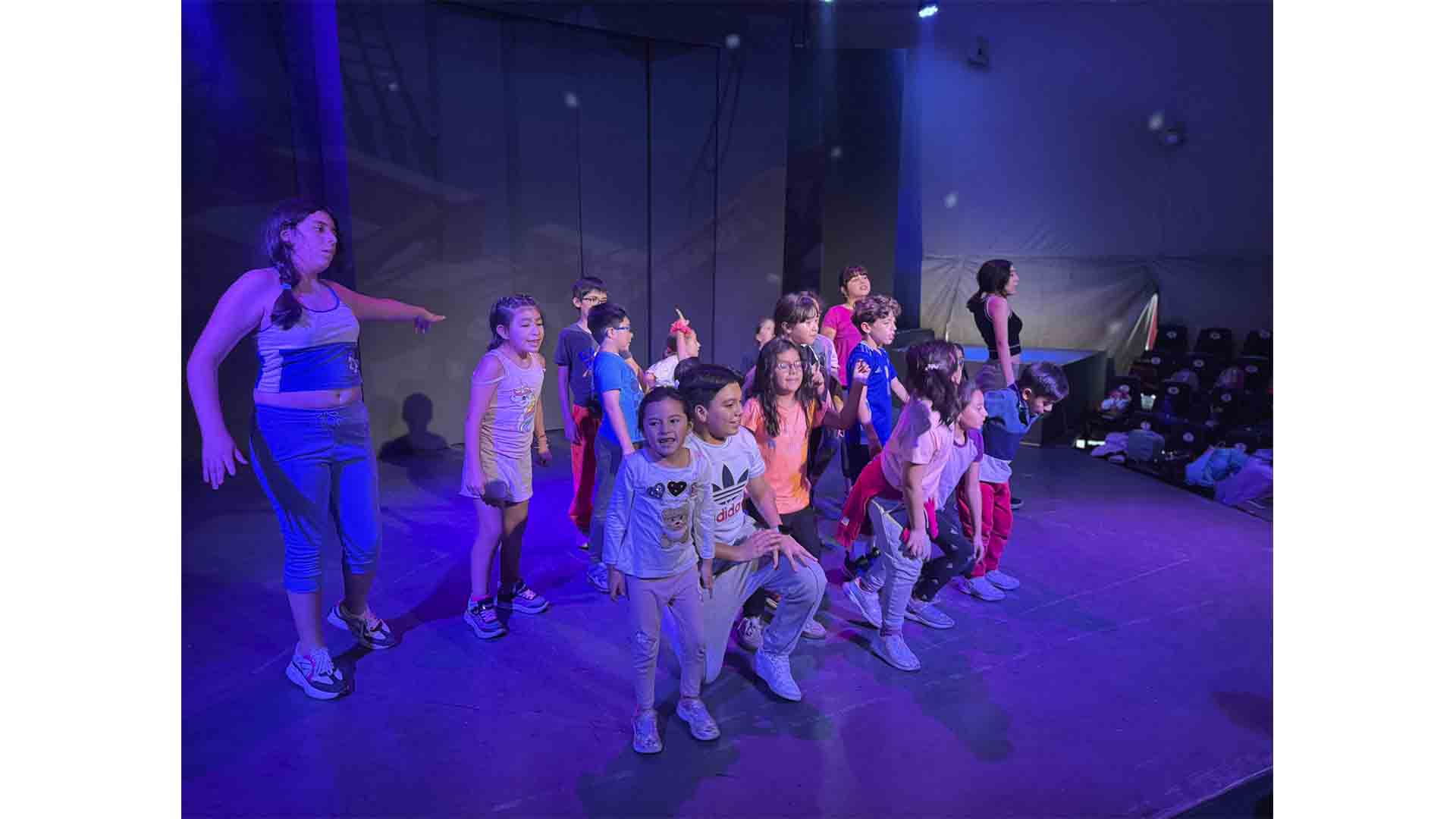 kids galeria_0007_IMG_2358